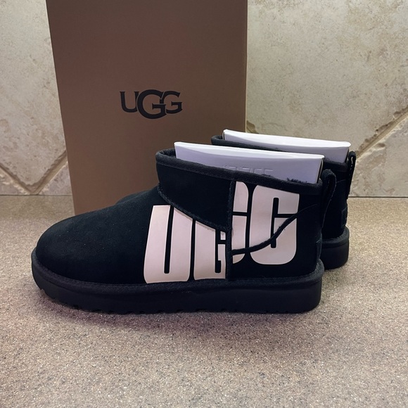 🆕 UGG Classic Ultra Mini Chopd, Black & White Size 8 - Picture 3 of 13